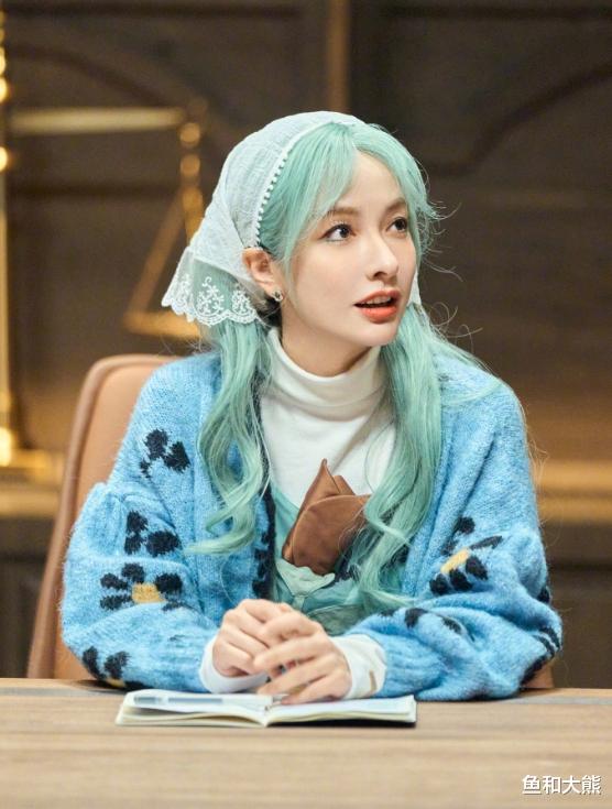 41岁吴昕好事将近？被曝与38岁男星郑凯已经同居，评论区精彩