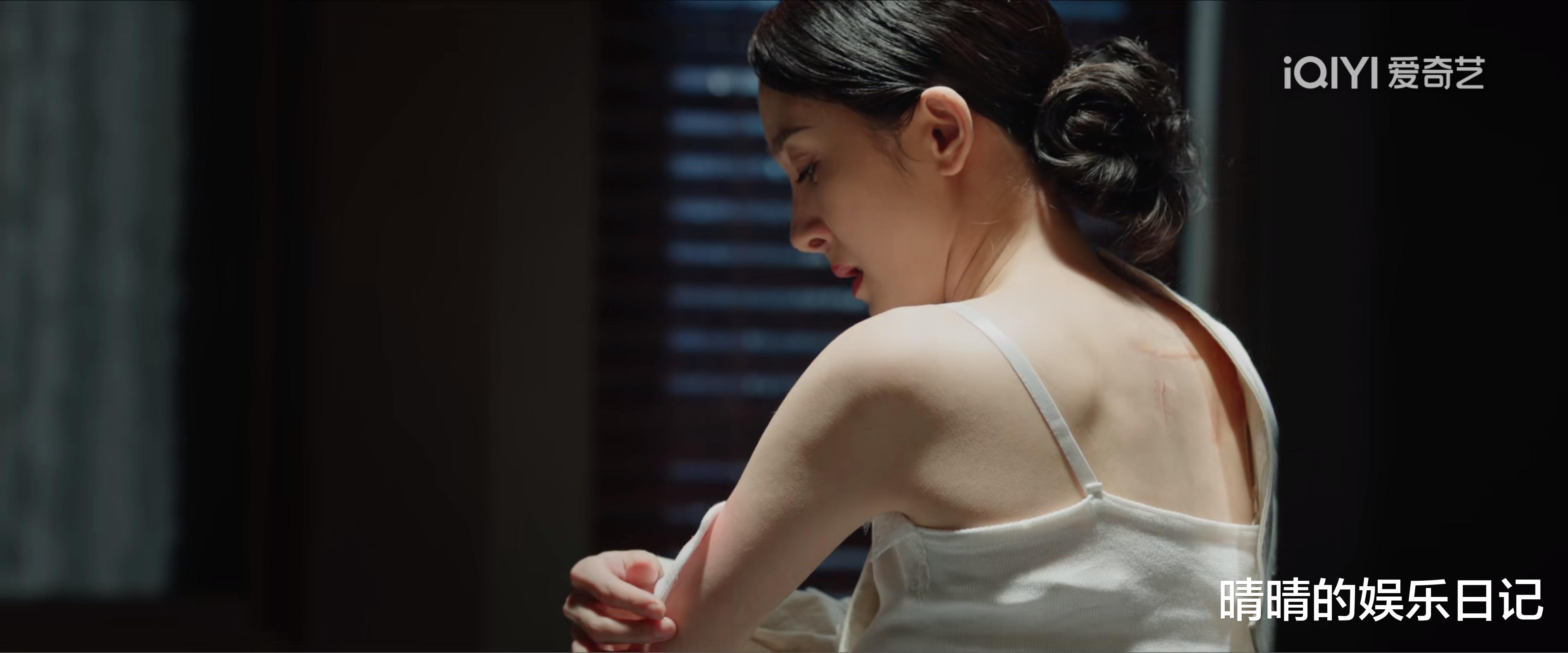 《哈尔滨一九四四》开播!看完6集,我想说:秦昊这回又赌对了