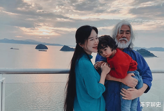 72岁张纪中女友怀三胎？张纪中的夫妻之道是什么？