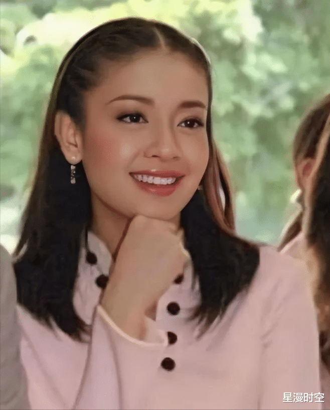 封妃指日可待！泰王新宠妃奥拉侬华丽再现身！