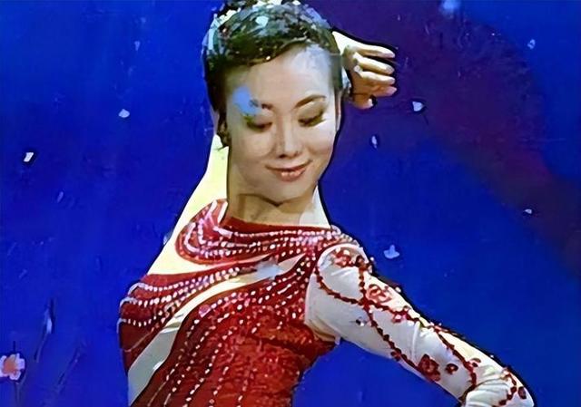 刘岩|爱上春晚名导挤走原配刘岩后，刚上位便遭遇横祸，是意外还是报应