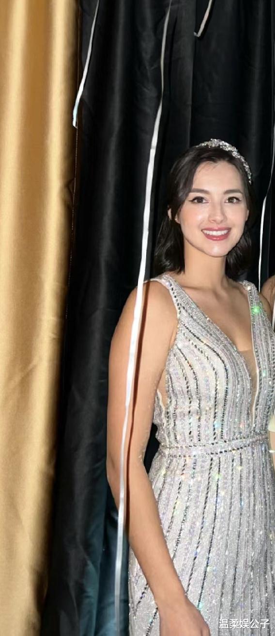 看一眼近年最美港姐冠军谢嘉怡,才发现香港小姐审美终于回归正常