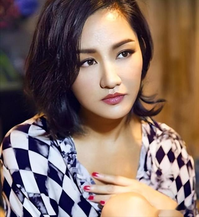 从19岁起接连5个男人，53岁还没有玩够，“风流名模”瞿颖现形记