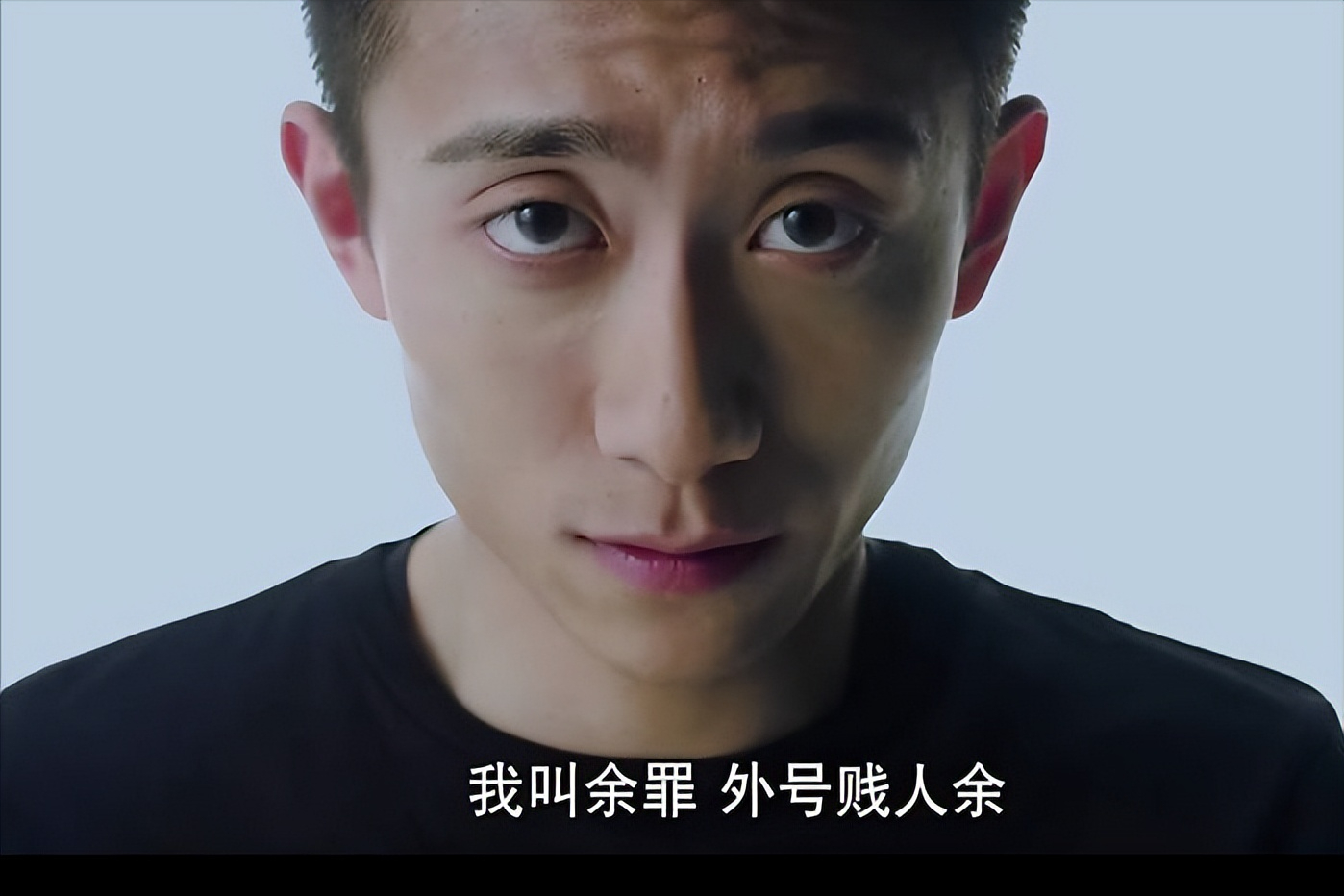 关晓彤张一山官宣婚礼了,好久没出现的张一山,到底犯什么事了