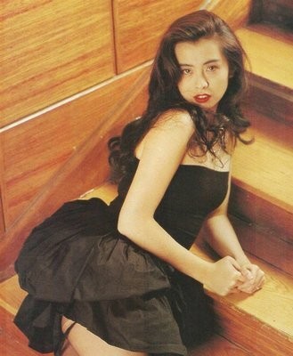 王晶吐槽王祖贤的腿丑，线条不够美，看完这组照片你就明白了