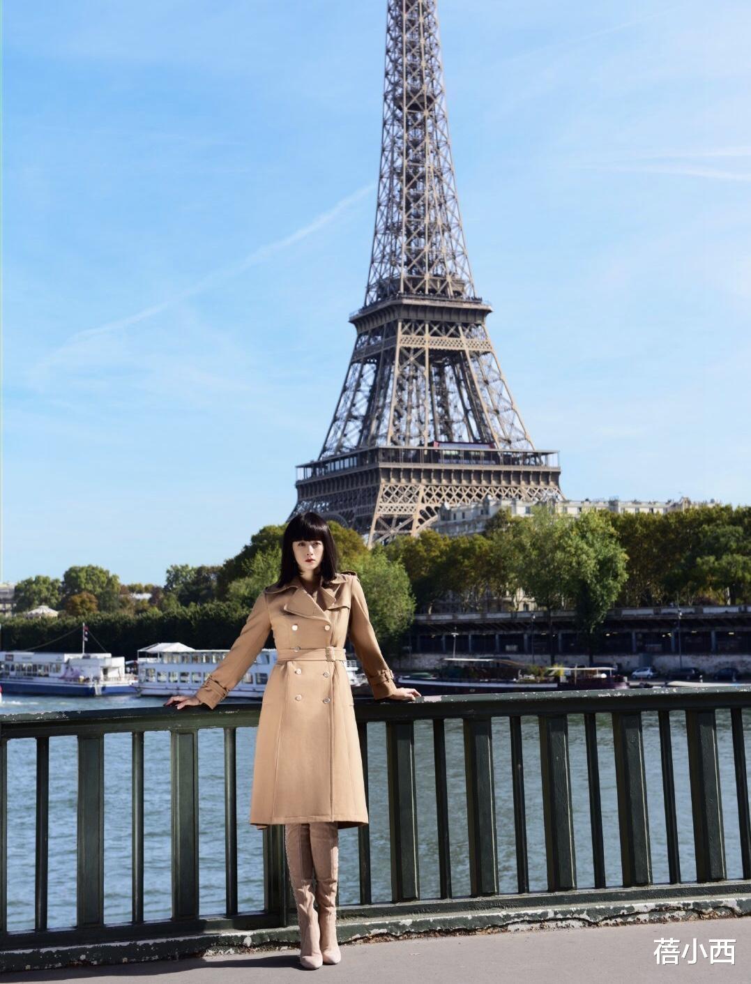 蒋欣减肥成功后,剪了新的齐刘海,让41岁的她美得如此惊艳、优雅