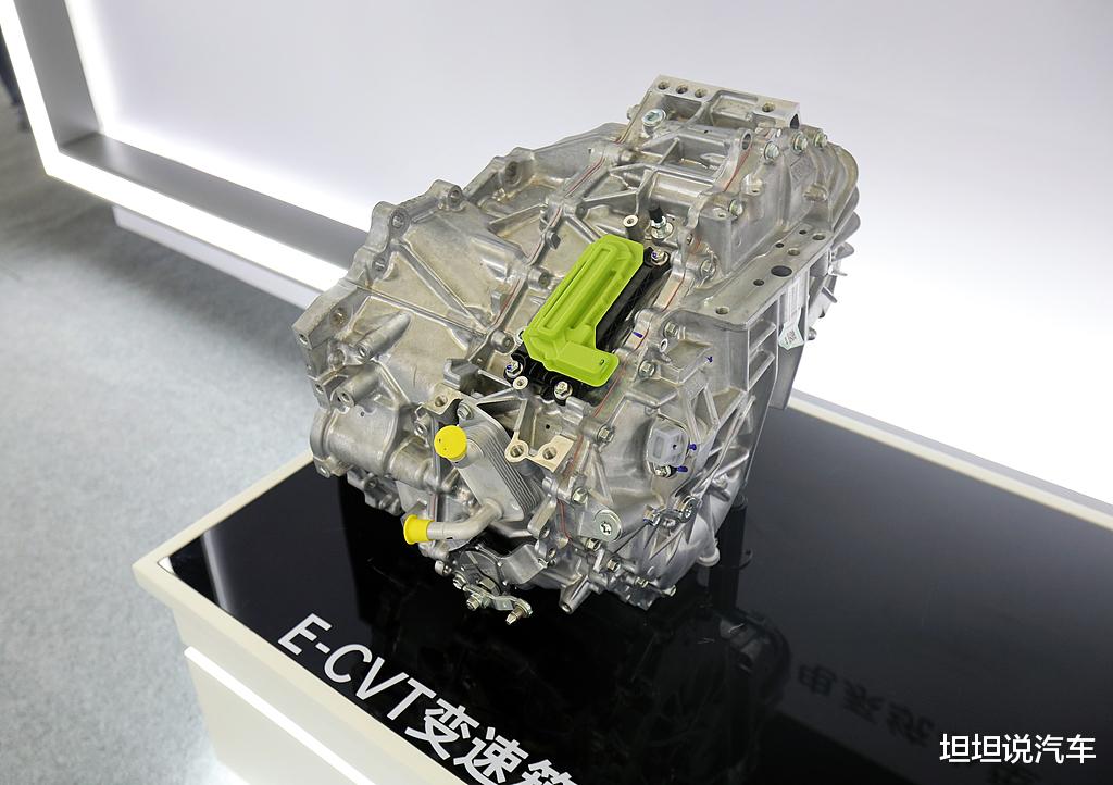 CVT变速箱与AT变速箱，谁更耐用？行驶10万公里后发现差距很明显
