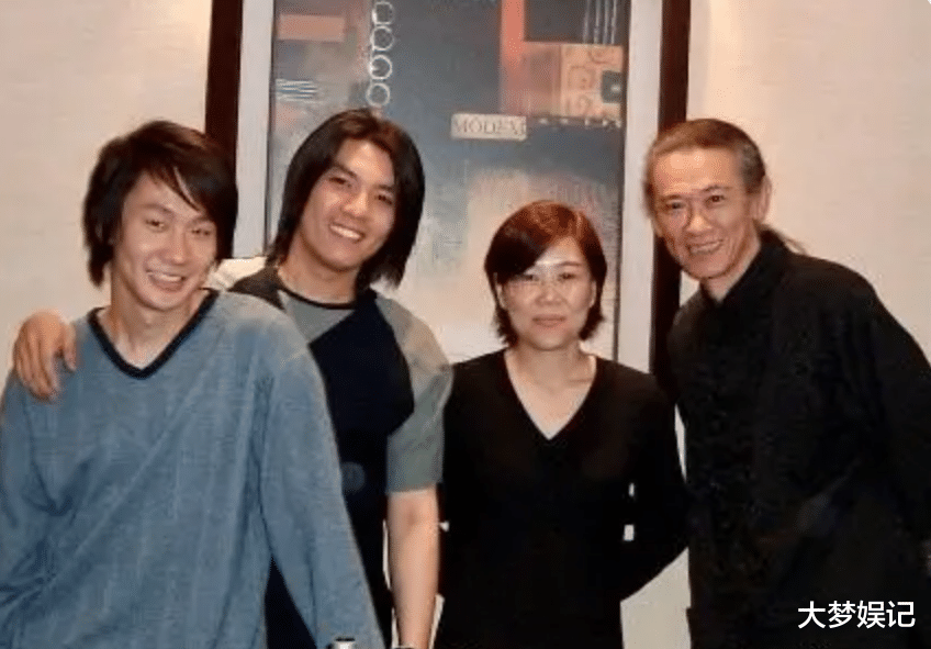 林俊杰恩师夫妻爆曾欠债千万,“她挺孕肚逃亡”内幕曝光