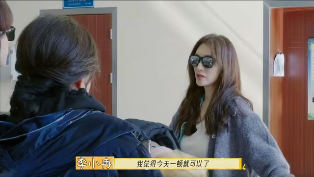 为什么被“排挤”的刘晓庆毫无怨言，陈佩斯的这句话戳穿了真相！