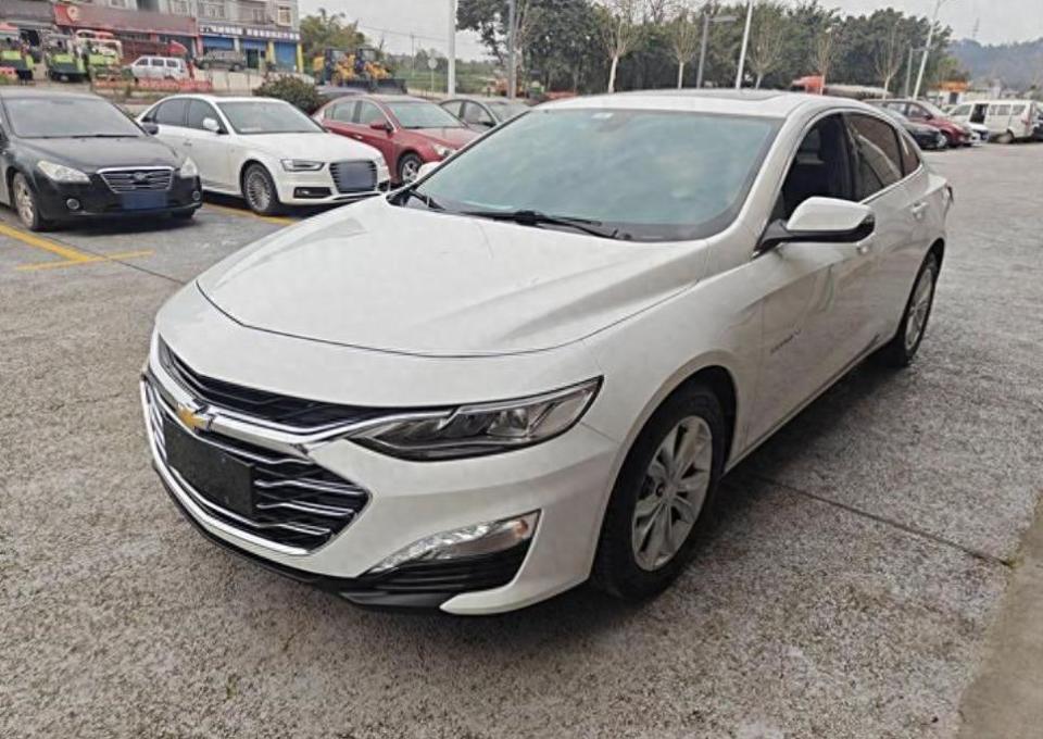 曾经月销量轻松破万台的中级车！如今跌至11.59万，单月卖30台