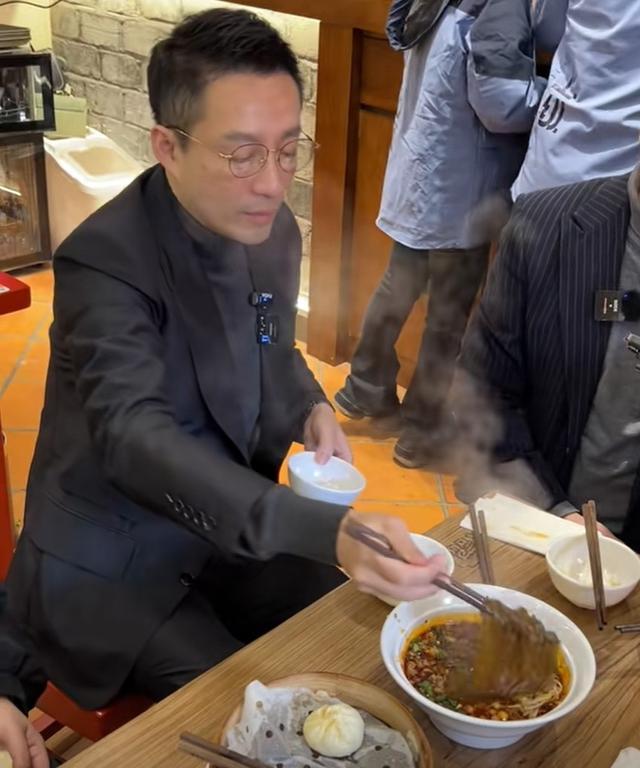 汪小菲收获意外之喜？贝克汉姆的新动态无形中帮汪小菲回击了大S