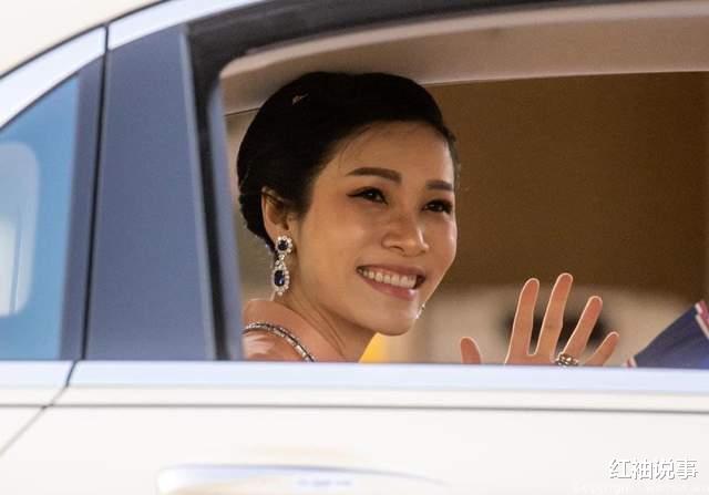 苏提达能力超群,动用一切力量阻止诗妮娜复宠,双美组合难以回归