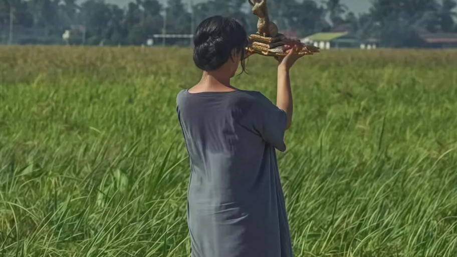 43岁范冰冰豁出去了！增肥十几斤饰演农妇，女神形象彻底颠覆