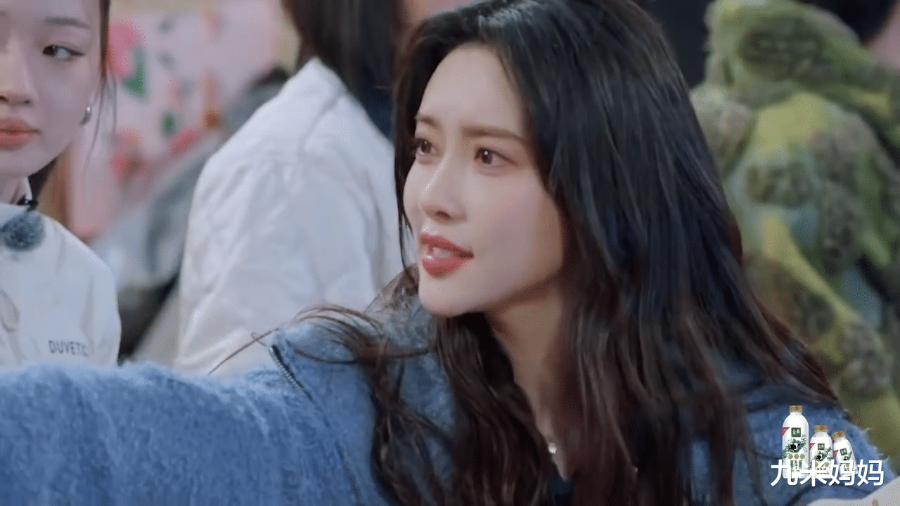 孟子义真是太搞笑，参加个节目，把主持人都整不会了，网友：可爱