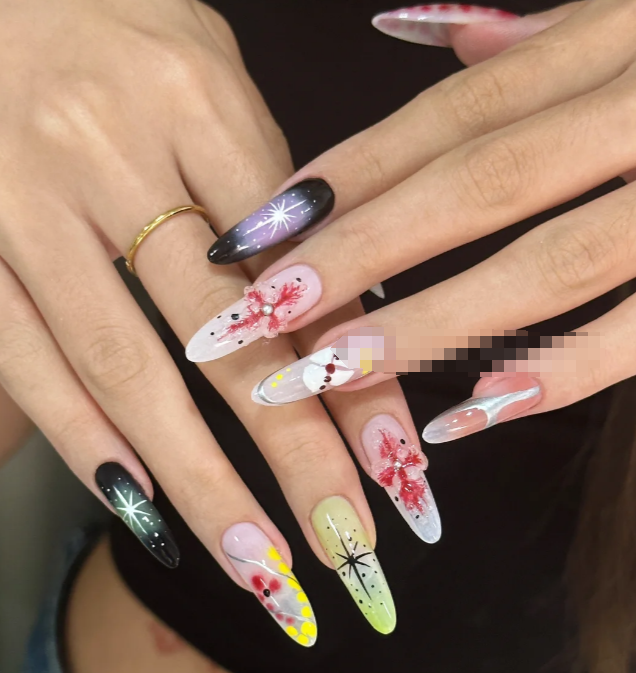 女大学生宿舍“做生意”,导致频频扣分,辅导员:客流量太大了