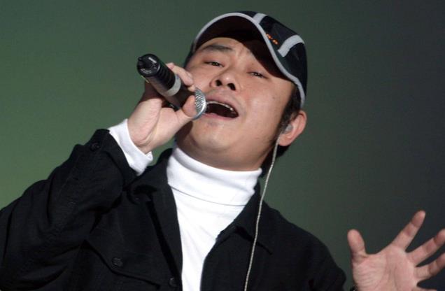 刀郎又陷抄袭争议，郭志凯王金兰身份被扒，难怪云朵最近不发声了