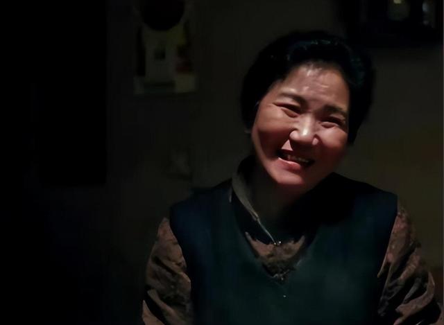 朗读者|1963年，春晚女皇赵丽蓉拒见毛主席，得知原因后主席连说：好好好