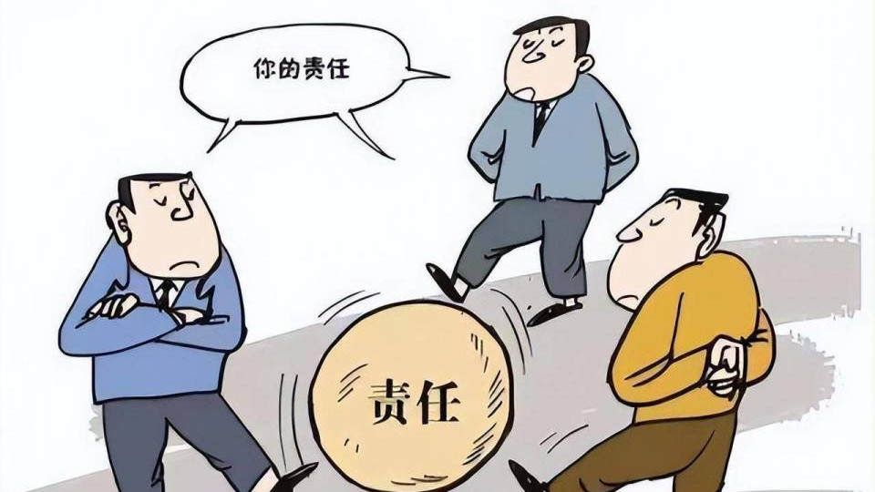 在单位里，领导不把你当自己人，会出现这3个迹象：1.大小饭局没你份；2.不单独谈话；3.不放