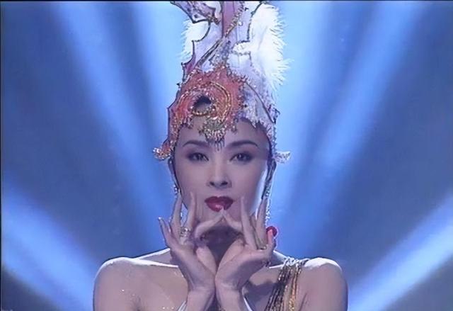 “最美杨贵妃”周洁生前最后时光:自费27万包机回国,五天后去世