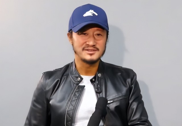 央视表彰会暴露咖位,吴京靠边站,雷佳音侧身让位,C位居然是她