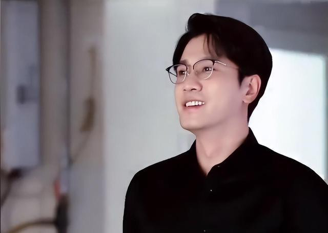 白晓荷|《玫瑰故事》：大反转大家没想到吧，“扮猪吃老虎”，她藏得最深