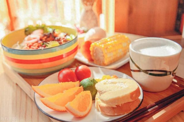 胖子的饭量有多大？一个早饭相当于我一天饭量