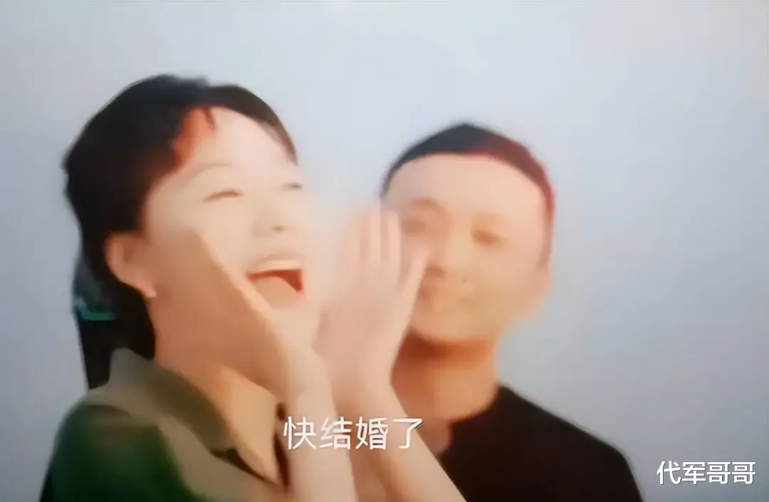 私生活混乱？遭央视“开除”？被传与小尼结婚的她，如今怎样了