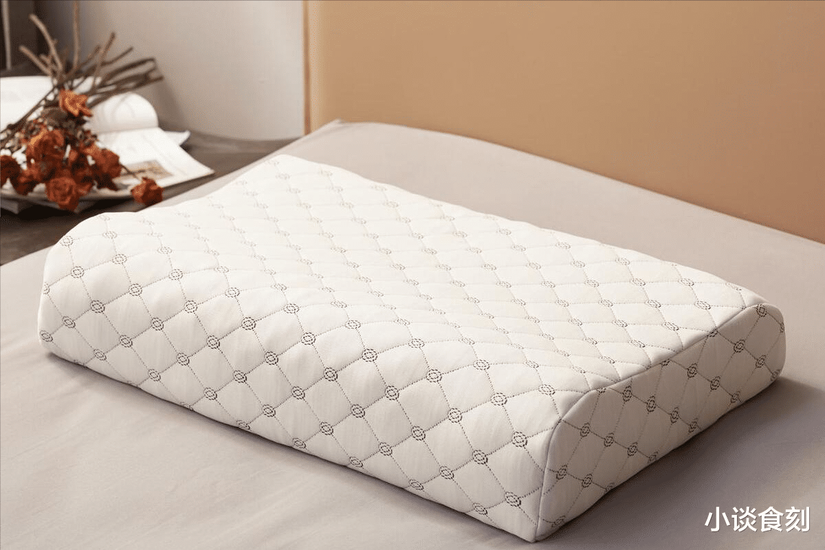 “枕下放三物,进财不寻路”,三物是什么?老祖宗的话要不要听?