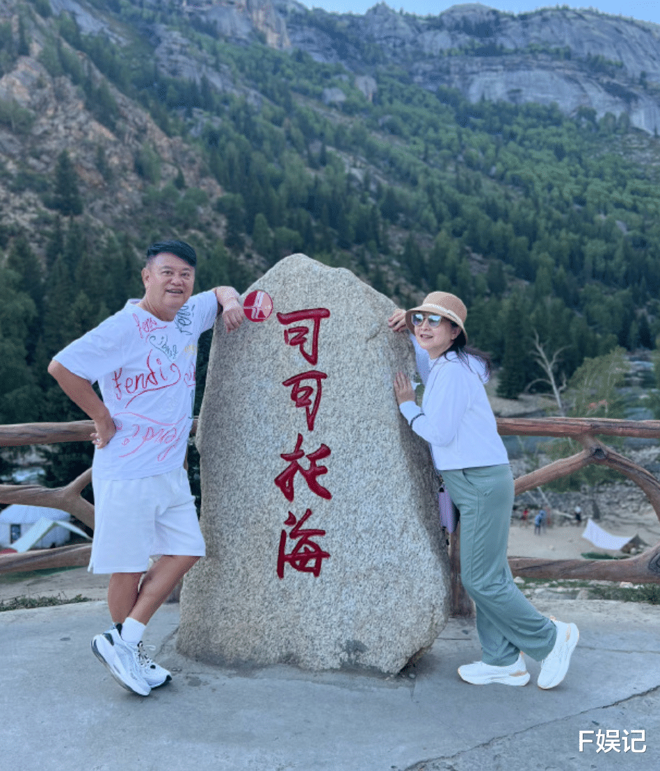 陈百祥太太生日与众多老友热闹庆祝 周润发曾志伟郑则仕谭咏麟等