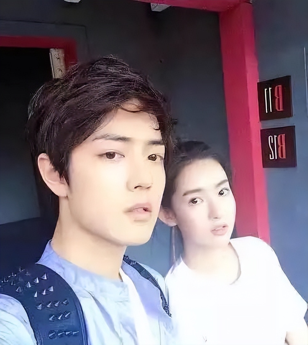 《<将门毒后>选角风波:肖战、李一桐引发的舆论风暴》