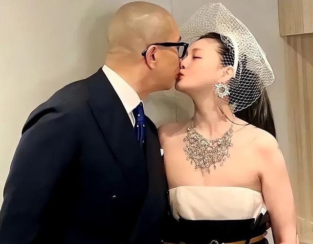 S妈宣战汪小菲原因曝光!现在住房属于大S遗产,不愿归到孩子名