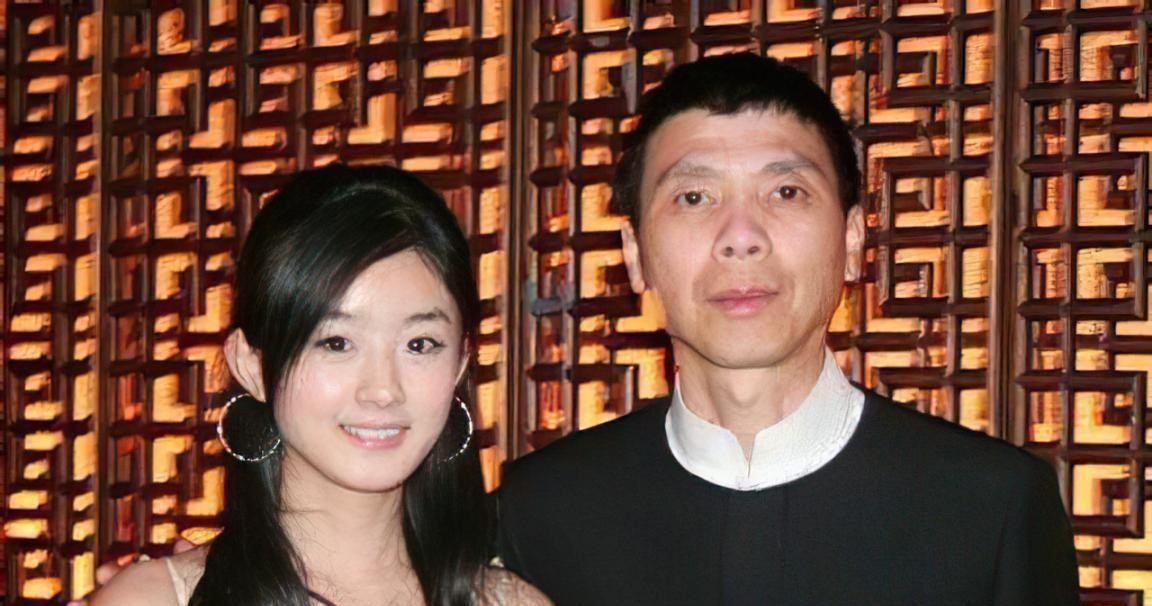 离婚3年后,赵丽颖与冯小刚公开“喜讯”,冯绍峰终于说出婚姻真相