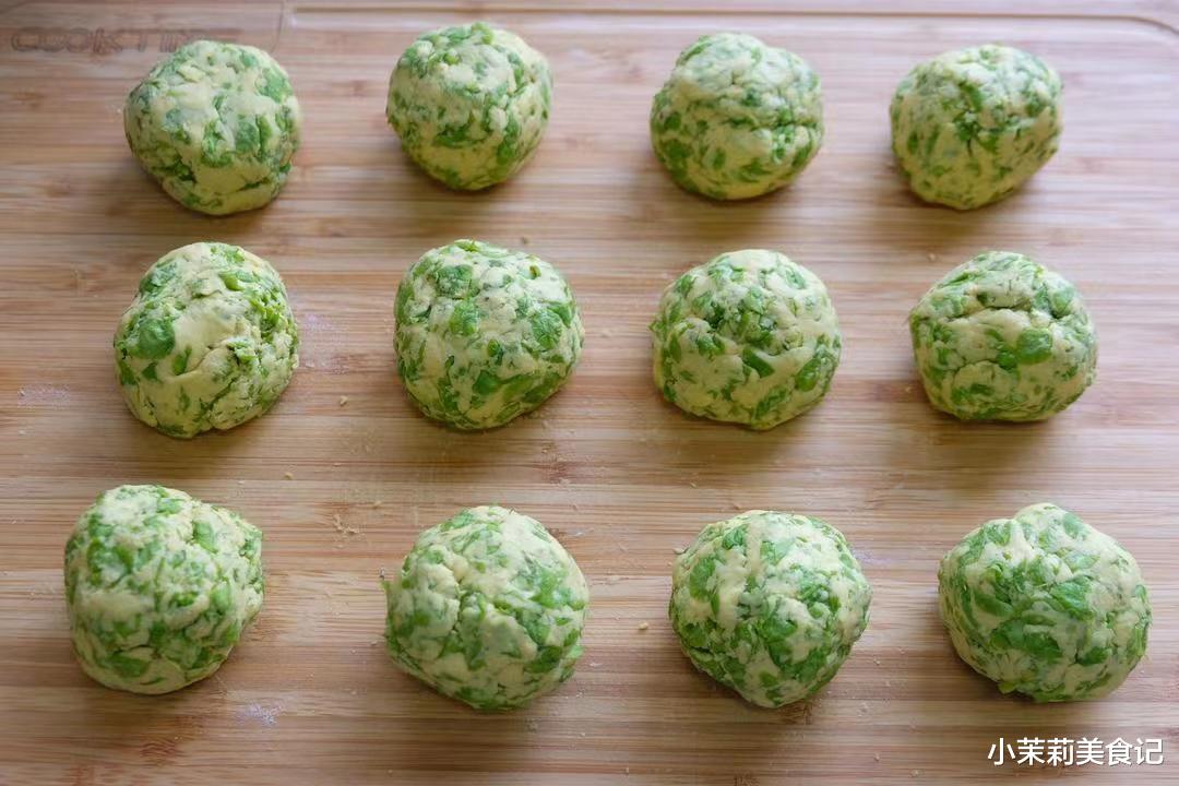 春天唯一不含草酸的野菜，一化痰，二除湿，三增免疫，随手一蒸鲜甜清香，经常失眠多吃点