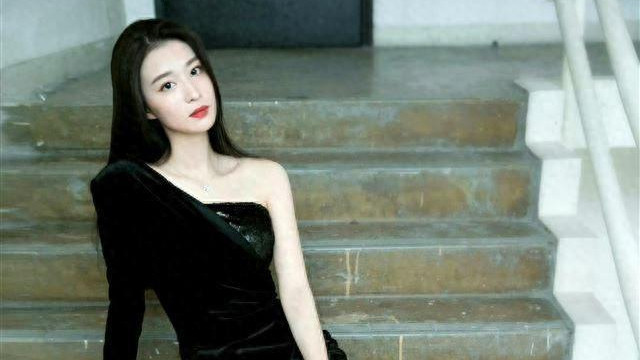 王楚然的大长腿写真合集！