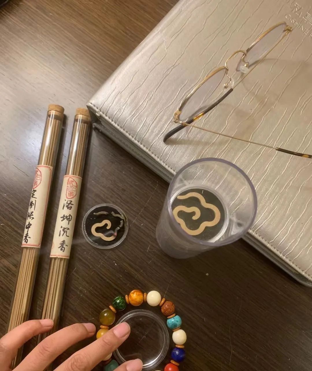 凭什么从古到今沉香一直那么贵？一片万钱