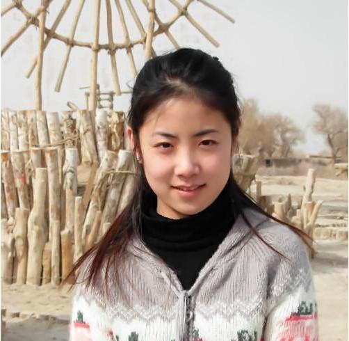 她长得漂亮被赵本山看中,却因“潜规则”被雪藏,如今38岁怎样了