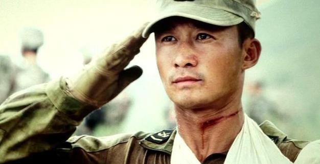 国庆档来袭!新华社力推陈凯歌30亿巨制战争片,吴京又要封神了