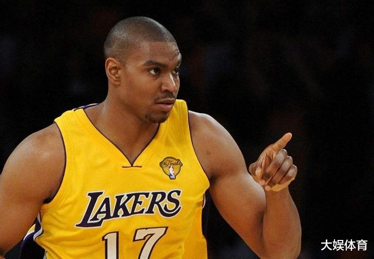 拜纳姆的天赋比肩奥尼尔，可惜不自律导致了成就连霍华德都不如?