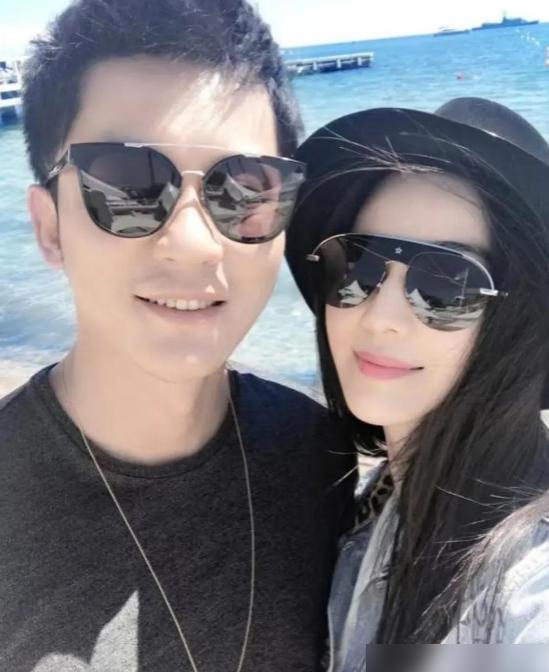 看了49岁陆毅和46岁李晨近照,才懂清爽和一脸横肉的区别