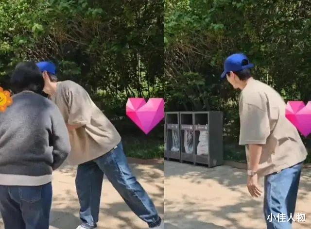 宋仲基一家四口遛弯,妻子容颜不输女明星,儿子皮肤白净好壮实