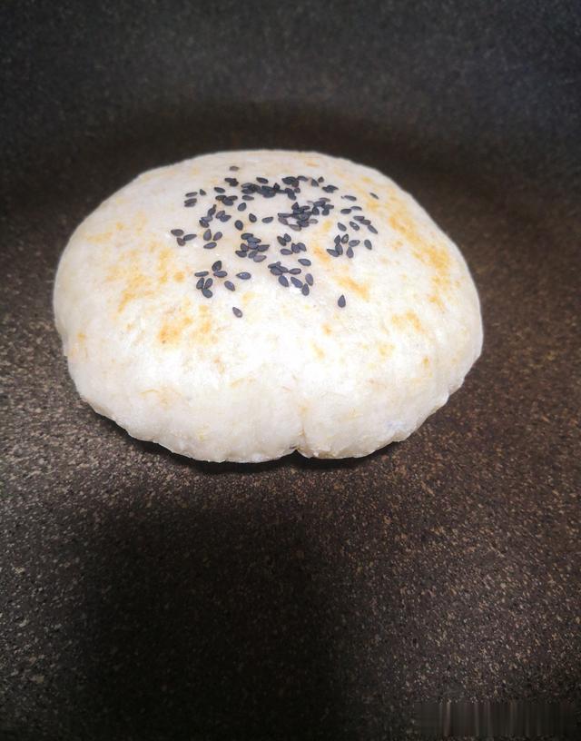 燕麥片這樣做，無(wú)糖無(wú)油個(gè)個(gè)鼓大泡，柔軟好吃又健康，有鍋就能做