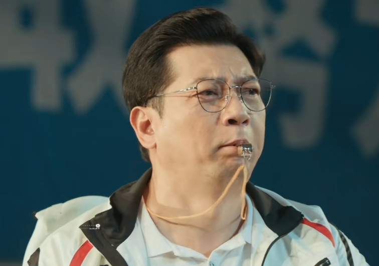 央视开播!30集年代大剧,刘琳领衔,这剧熬夜也得追!