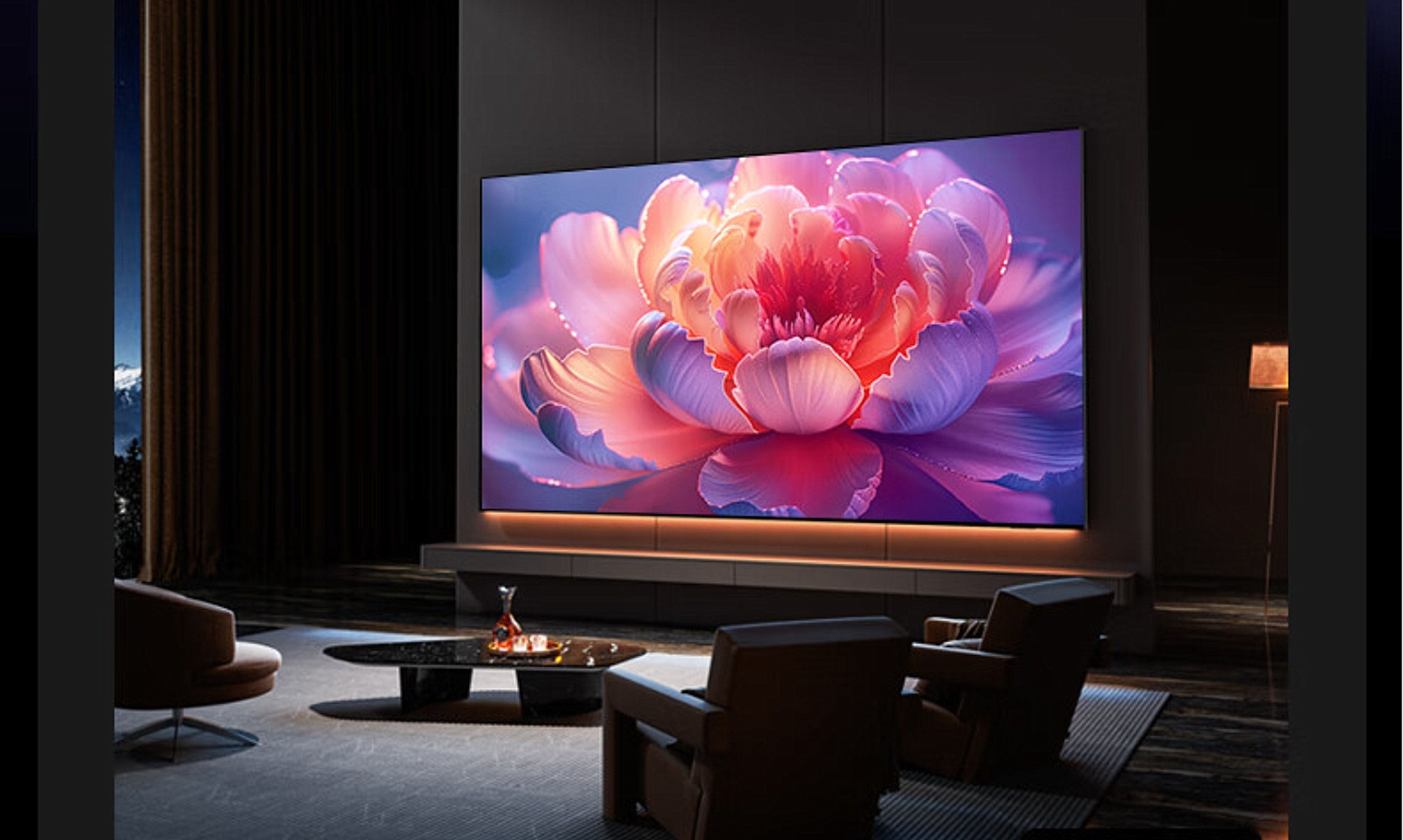 首发价15999元的100英寸电视，跌至8999元，百吋旗舰售价一降再降