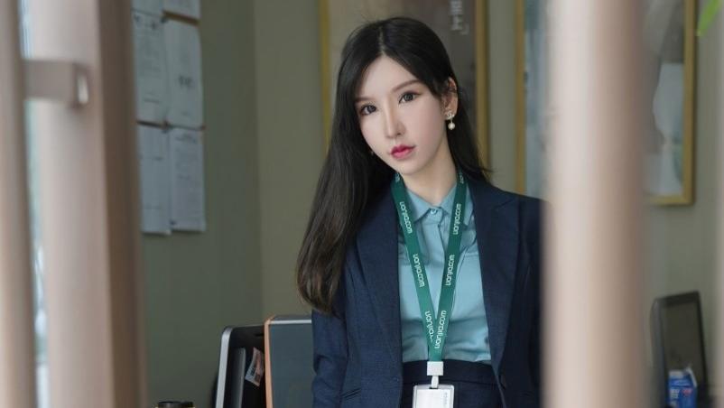优雅大气，气质非凡！职场女性必选套装裙在即