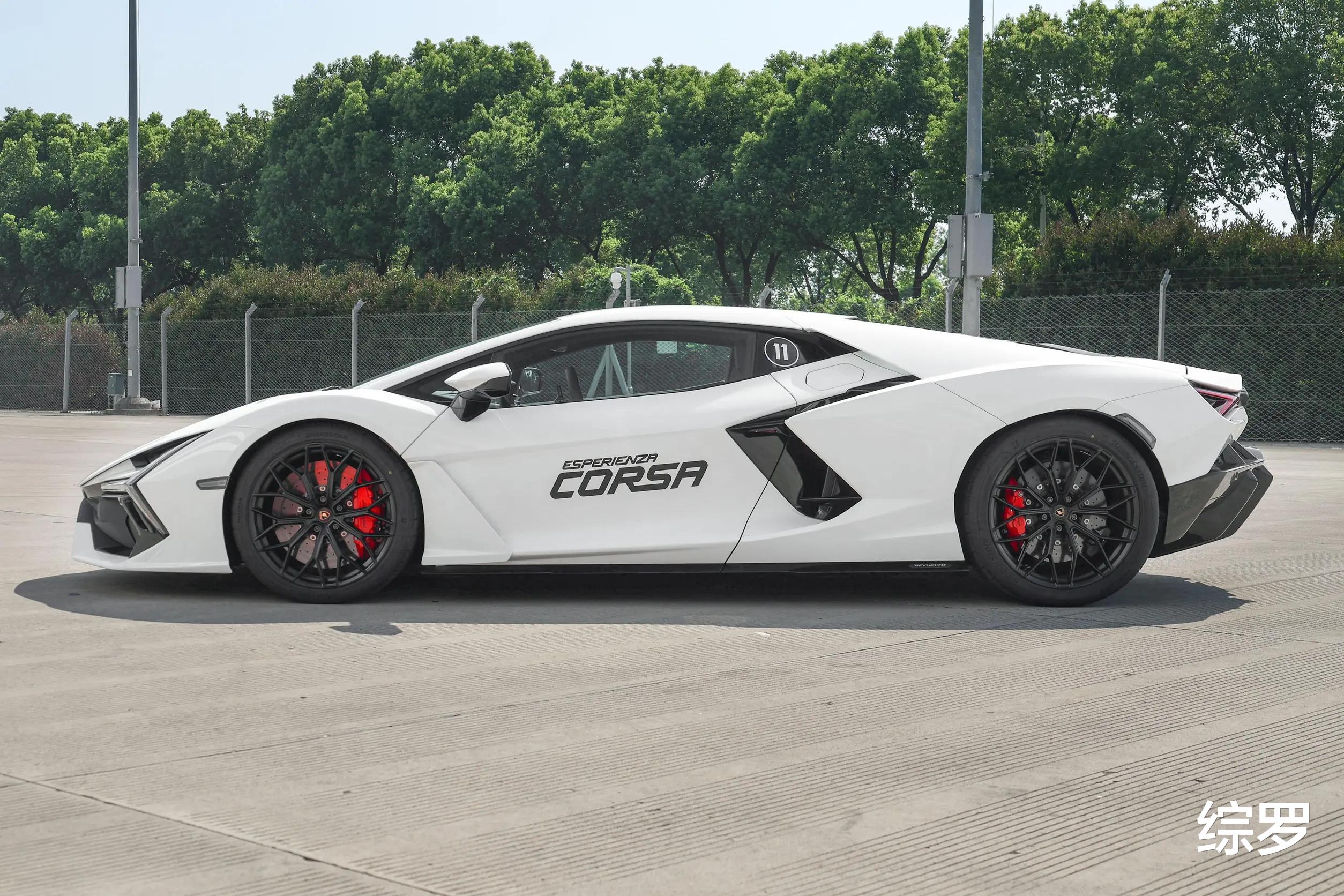 真正值得推荐的5款10缸12缸超级跑车