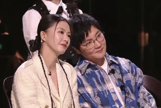 希亚|笑yue了！海来阿木VS凡希亚，网友：阿木你给我冲冠军