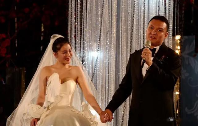 |好声音没夺冠，却嫁给爱奇艺副总裁，34岁成了人生赢家！