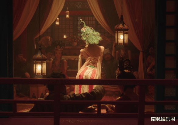 《国色芳华》:出场就把男主看呆,这才是古装“头牌”该有的颜值