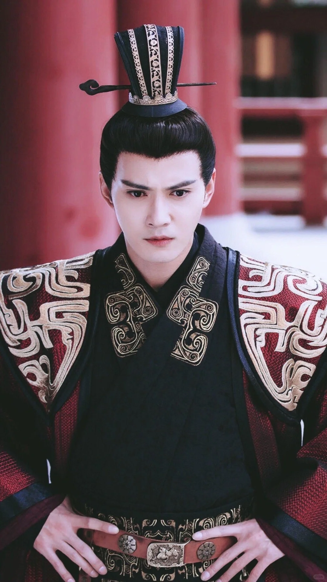 39岁“内娱美男”官宣退圈:哥要回家继承百亿家产?!