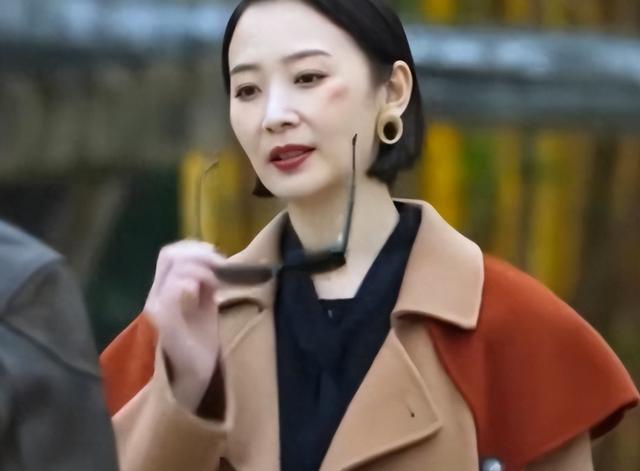 “抗日神剧专业户”四大女演员的没落史,糊成这样,该怪谁呢?